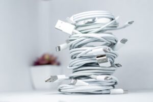 數位生活的新美學：磁吸充電客製化手機架如何重塑你的桌面空間？